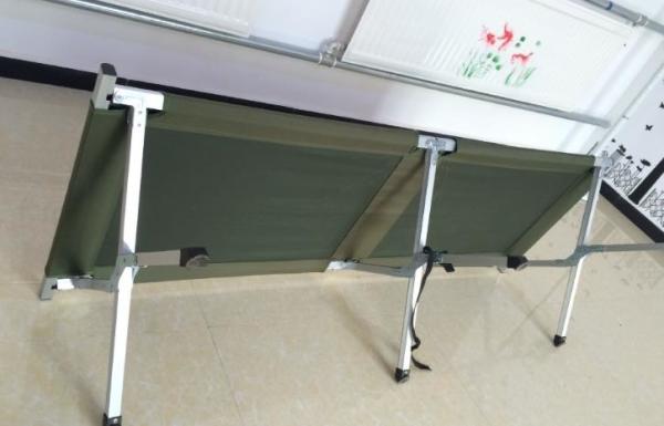 Camouflage Portable Military Camping Bed / Army Folding Bed Customized