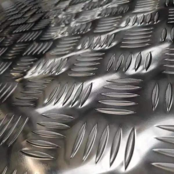 Чекированная плитка Алюминиевая плитка Цена 1000 3000 5000 Серия Алюминиевая алмазная плитка