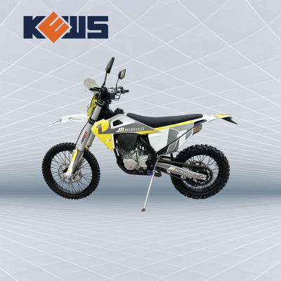 O ar de CB250 120KM/H K22 refrigerou 4 bicicletas da sujeira do curso com conjunto completo