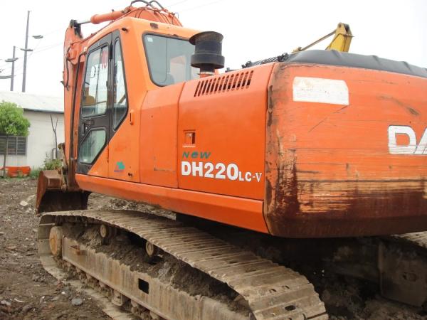 Used Crawler Excavator Daewoo Dh220 Secondhand Backhoe Hydraulic Digger with Quality