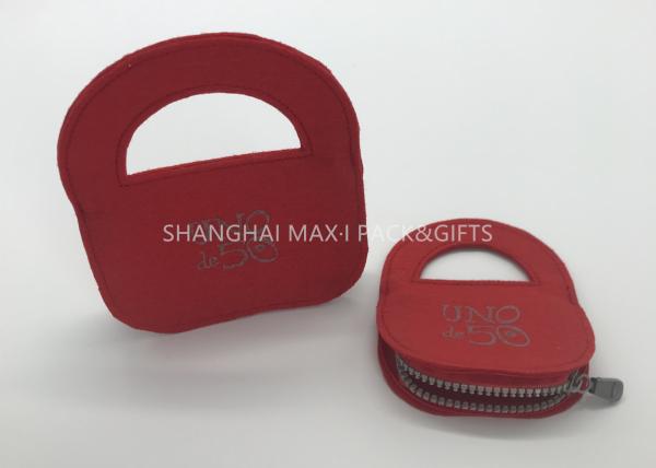 Crystal Pendant Fancy Jewelry Gift Boxes With Lock Personalised Red Printing Non Woven Felt