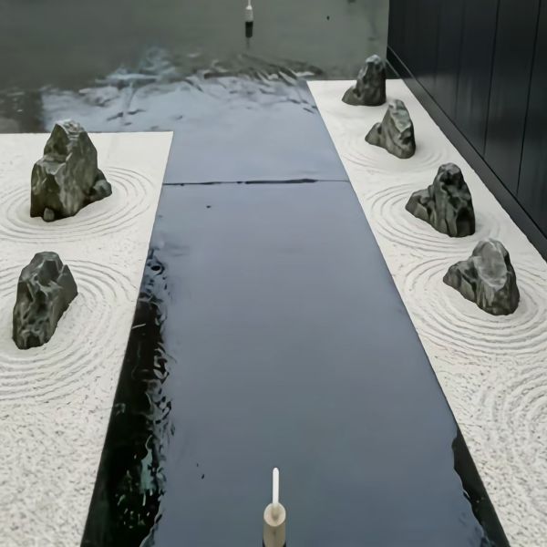 High-Temperature, Alpine, Water & Oil Resistant Anticorrosive Coating offers superb heat cold water oil resistance and durable anti-corrosion for harsh industrial environments.