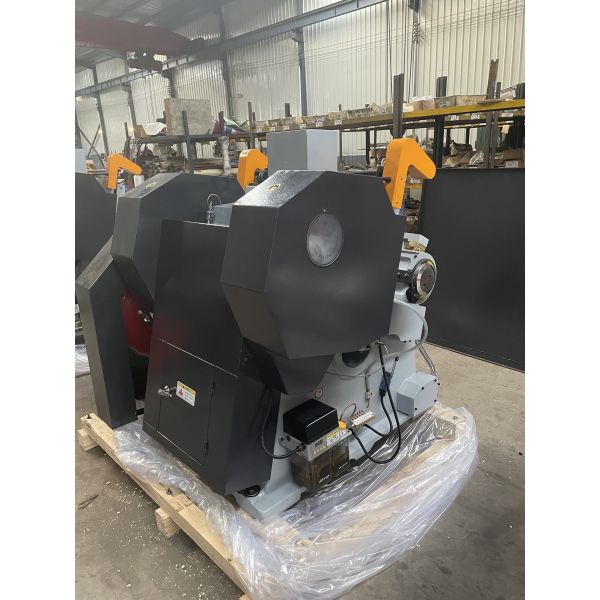Promega Semi Automatic Die Cutting & Creasing Machine Flat Table Design Paper Use 380V 252 Strokes/Min 550mm Working Width