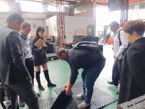高品質 Blindway ラバーマット 視覚障碍者用誘導ブロック 床マット 60*100cm カスタムカラー