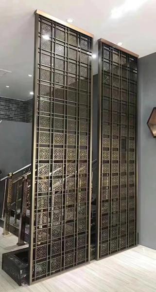 O patamar de aço inoxidável da separação da sala do metal da mobília do hotel do OEM do ODM tornou ôco para fora