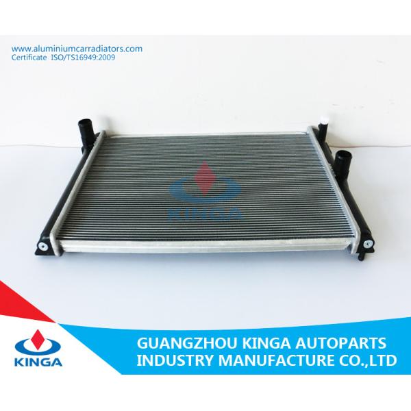 Automotive Engine Custom Aluminium Radiators TOYOTA AURIS 1.4D4D ' 07-MT