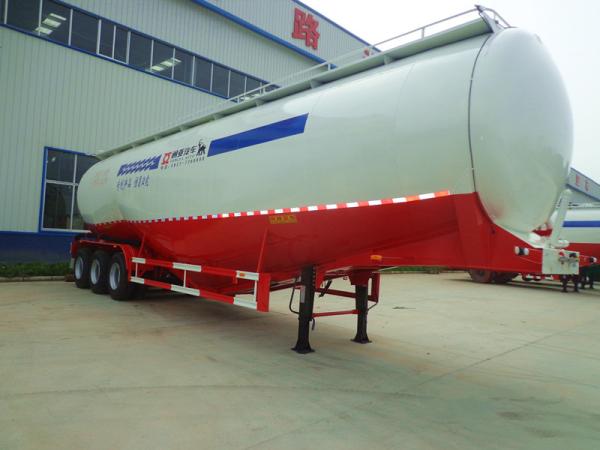 Powder Material Transport Tanker 3 Axles Cement Bulker With Volume 60CBM