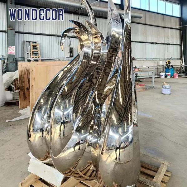 Stainless Steel Swan Forged Metal Sculpture Outdoor Garden Decoration