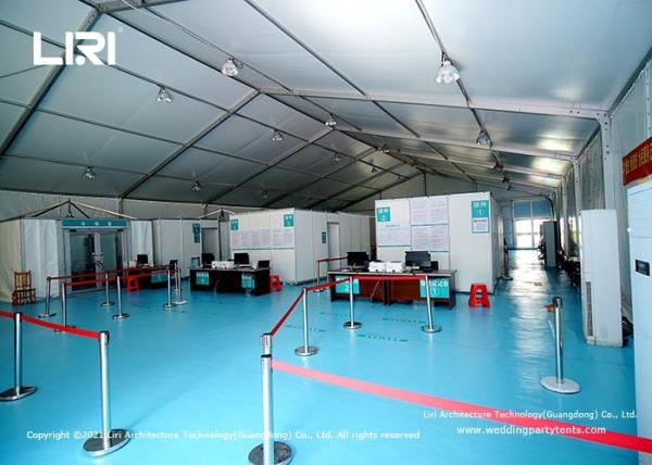 Customized 32.8'' Span Emergency Medical Tents For Vaccination