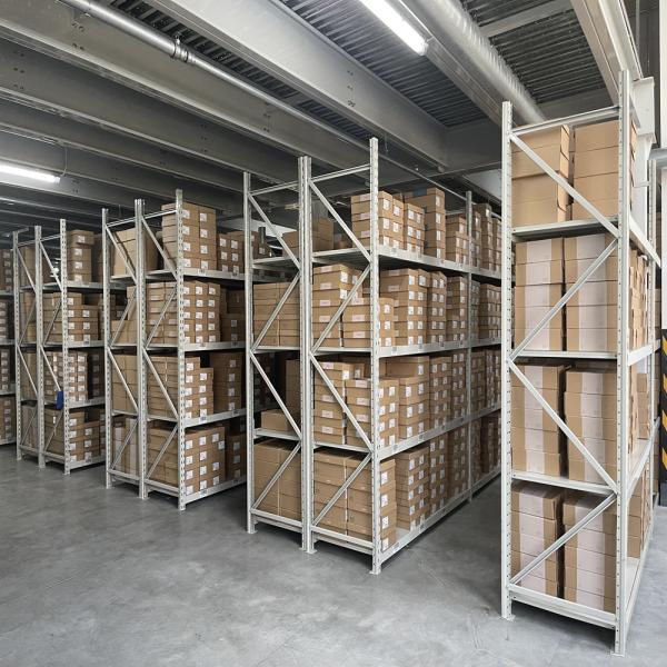 La palette sélective étire la couleur résistante du système RAL de stockage d'entrepôt