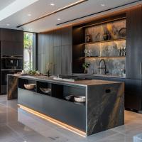 Juego de isla de armario de cocina con carcasa de acero inoxidable minimalista moderno, armarios negros de melamina para apartamentos tipo villa
