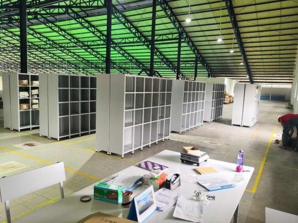 Sistema de suspensão do vestuário da logística do armazenamento de matéria têxtil dos Ss