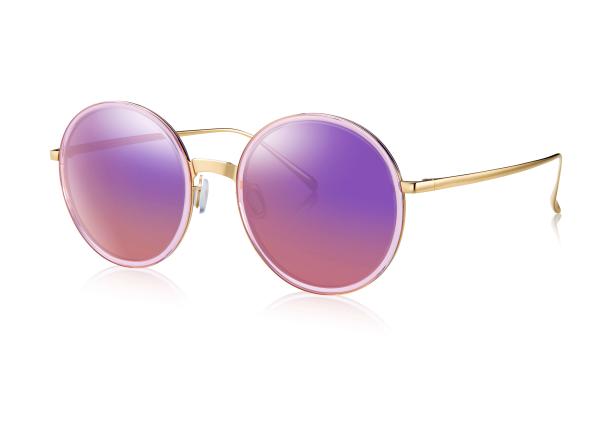 Distribution sun glasses  in Metal with plastic rim  in Fashion accessaries
