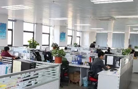 1987-1994 Year Weichai Oil Filter for Sinotruk Pick Up Truck Spare Parts