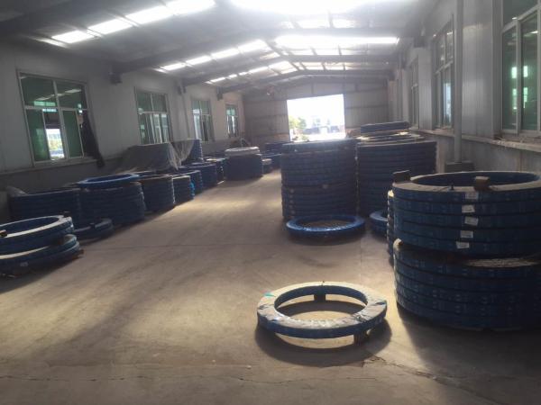 Daewoo DH220-7LC excavator slewing bearing,DH55-5 DH300 excavator swing circle slew ring