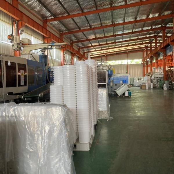 Food Grade Plastic Barrels Container 1L 2L 5L Round Clear Plastic Bucket for Cream Milk