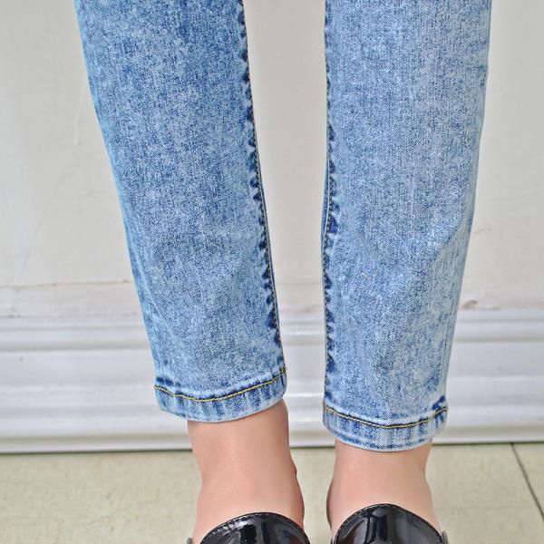 Women's Fancy Stretch Jeans With Whiskers