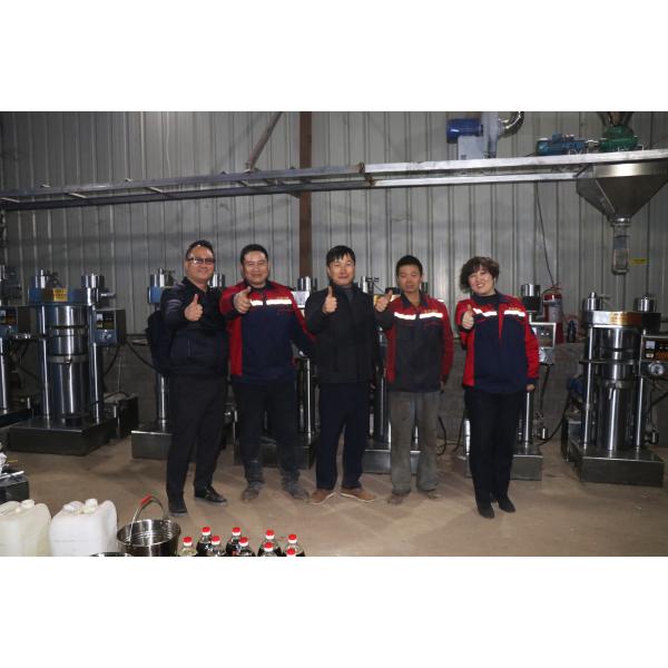 Simple Operation Cold Oil Press Machine , 380V Voltage Sesame Oil Press Machine