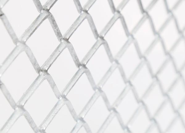 Plaster Stucco Work Galvanized Expanded Mesh Wire Panels 0.7mm Thickness 7 X 15mm