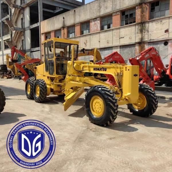 Подержанный Грейдер GD511A от Komatsu в хорошем состоянии и не поврежден