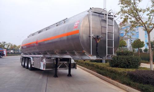 Custom Bogie Suspension Semi Tanker Trailer 28T Loading Capacity For Oil