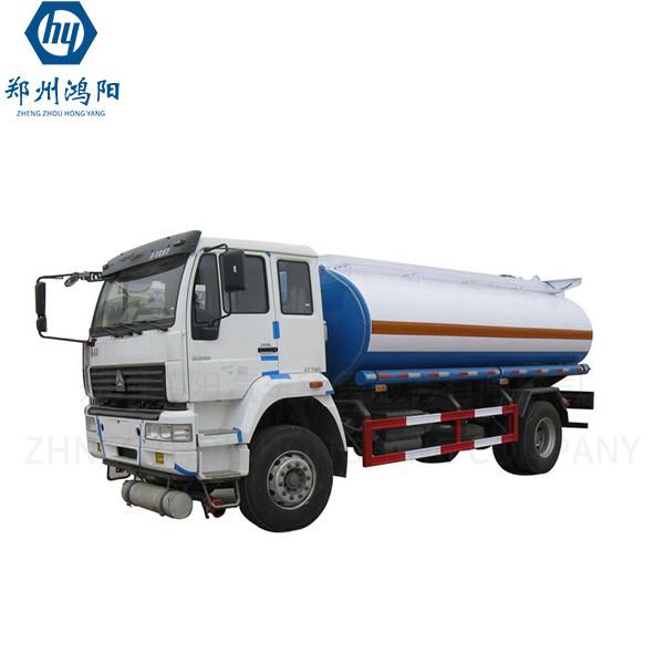 Shacman Water Tank Truck With 30000 Liters Water Tank  Large Volume