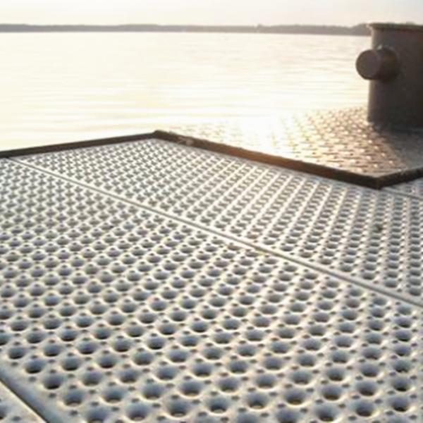 Pre гальванизированная решетка безопасности 5mm стальная для проступи лестницы