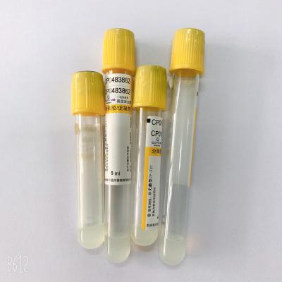 Soro que separa o volume exato amarelo da tração do vácuo de Vacutainer 5ml do tampão