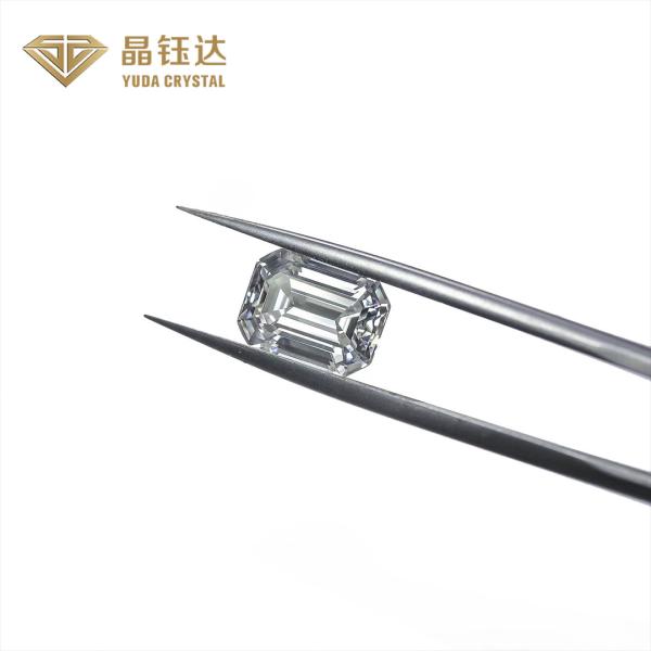 Diamante de corte brilhante e certificado para joalharia