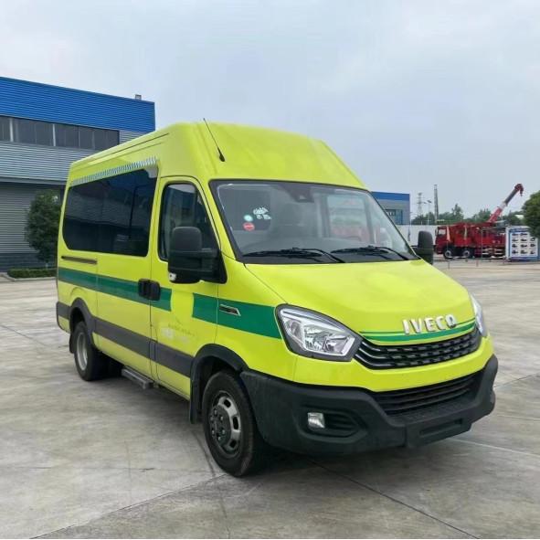 4*2 Iveco Ambulâncias Euro 6 Veículo de Resgate de Emergência clássico Com velocidade máxima de 145 km/h