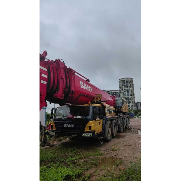 Working Hour 2815h ISUZU Truck Mounted Crane Yuchai Engine Powerful Heavy Duty Lifting Equipment for Construction and Industrial