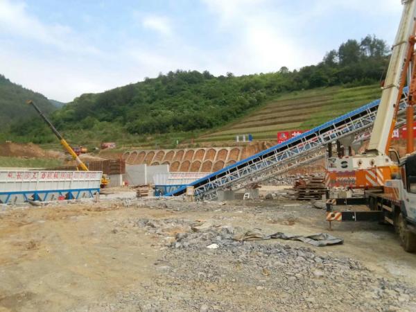 HZS60 Concrete Mixing Plant Dry Powder Mixing Plant Concrete Mixer With Conveyor Belt