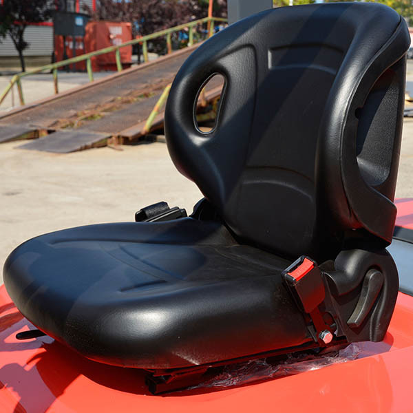 ISUZU C240 3 Ton Diesel Forklift Container Mast 3000kgs Diesel Engine Forklift