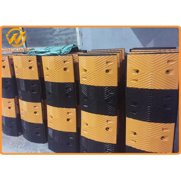 Concrete Road / Asphalt Speed Bump with 20 Ton High Weight Capacity 1000*350*50 mm 14.5 kg