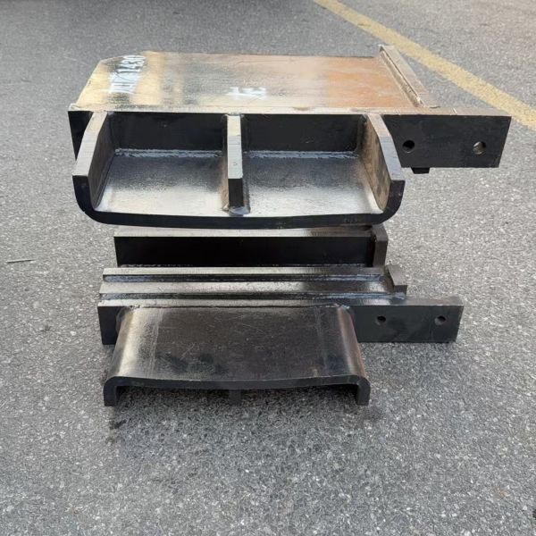 Idler Yoke / Front Fork for Kato HD1430 Excavator Undercarriage Parts,Compatible with Kato HD1430 Excavator Idler Front Fork, Jaw Bracket, Undercarriage Components Including Four Wheels and One Track