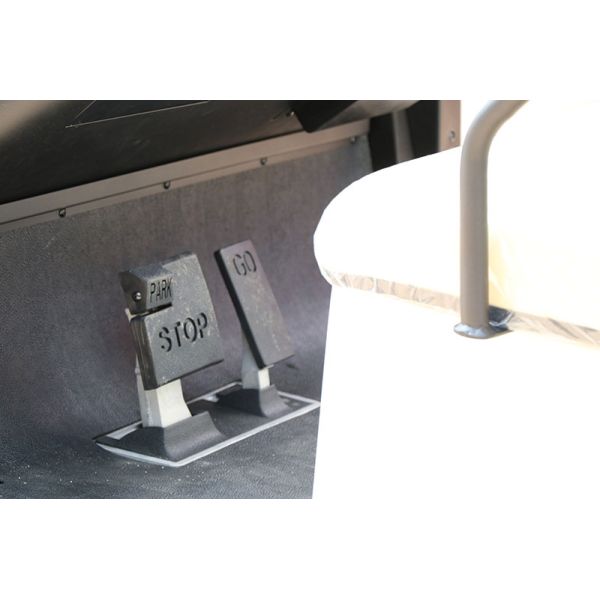 8 Front Seats & 3 Rear Electric Golf Buggy 48V Lithium Battery AC Motor Steel Chassis 25km/h Speed