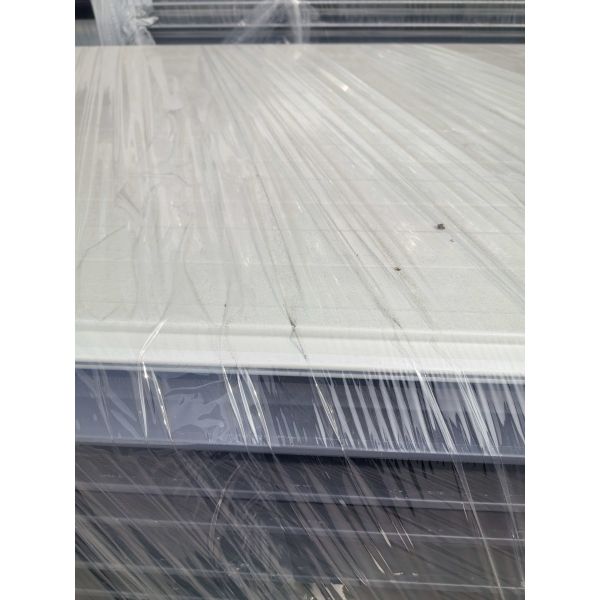 Light Weight Corrosion Resistant PIR Roof Panels with Thermal Conductivity ≤0.02W/m·K for Industrial and Commercial Use