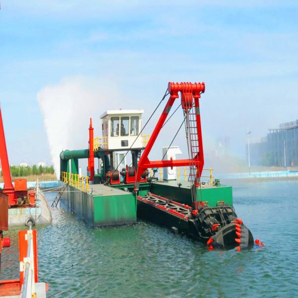 Cumins Diesel Engine Cutter Suction Dredger with Booster Station