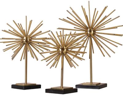 Golden Color Shop Window Displays Accessories Special Design Eyes Catching 