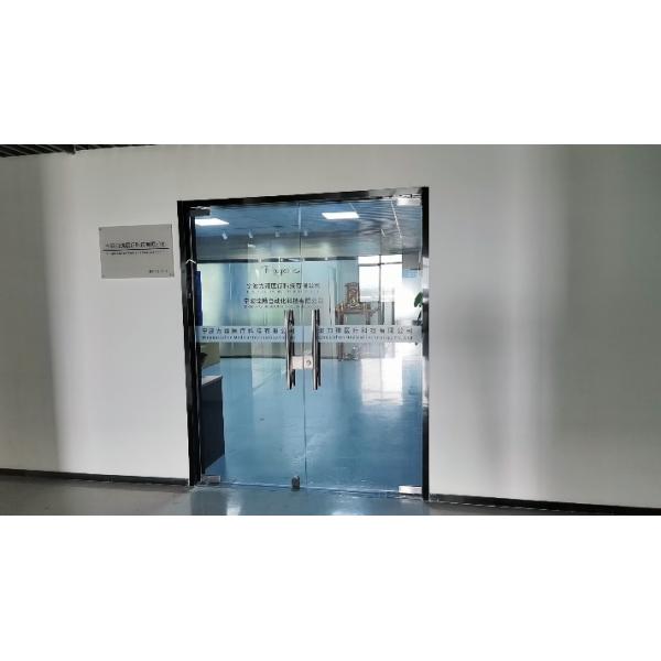 2022 Best Seller Bathroom Brass Pull Out Kitchen Faucet with Two Functions Hotel