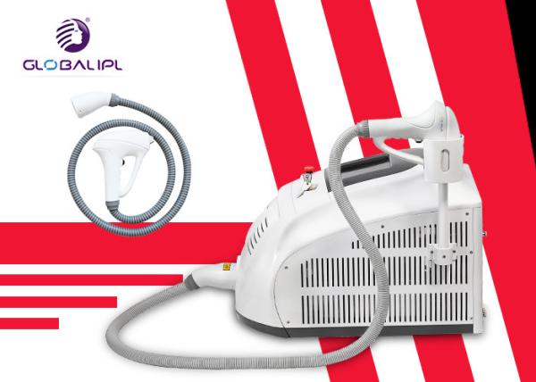 Máquina profissional 808nm 1064nm 755nm 2200w da remoção do cabelo do laser do diodo potência de saída