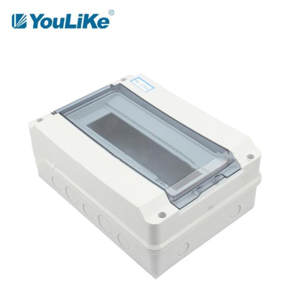 На открытом воздухе путь распределительной доски 12 MCB