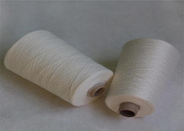 Descasque o fio acrílico branco macio amigável 28S/2 do cone para tecer no núcleo de papel