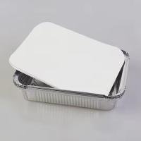 折り畳み蓋付き長方形使い捨てアルミホイル食品容器。レストランでの外出、ケータリングイベント、食事の準備に最適