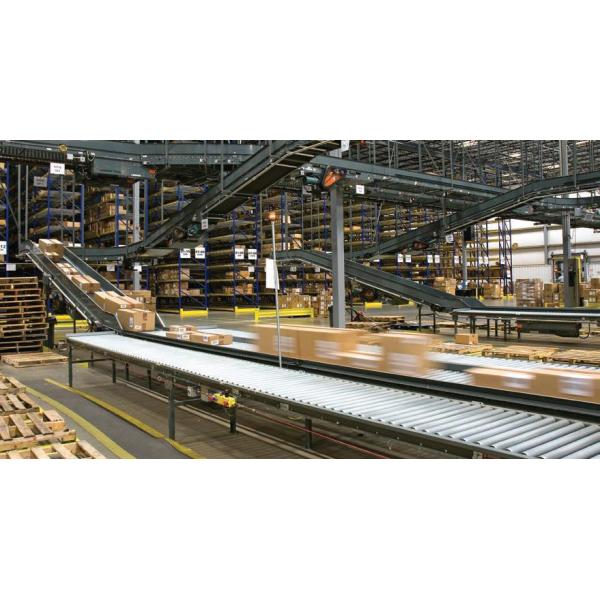 CAD конструировал высокие модули выбора склада объема