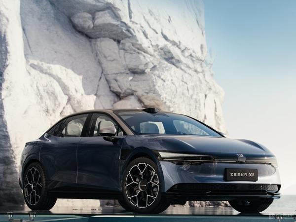 2024 Geely Zeekr 007 Coches Medios Vehículos de energía eléctrica pura Última versión con dirección izquierda y batería LFP Presale