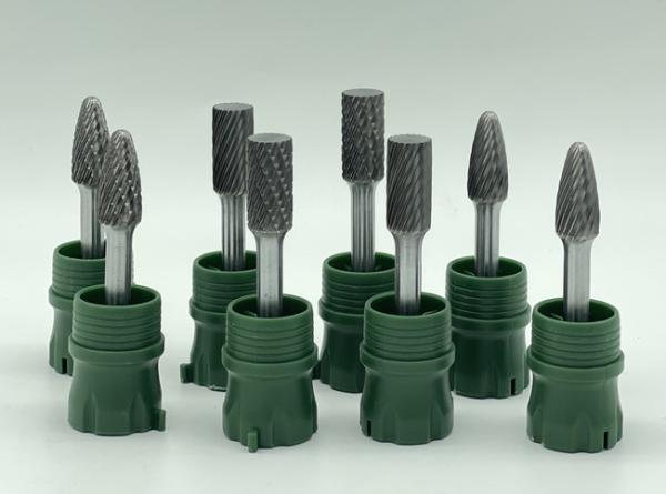 Rebarbas do carboneto de tungstênio das ferramentas de corte do carboneto do OEM do ODM com o dente dobro do cortador