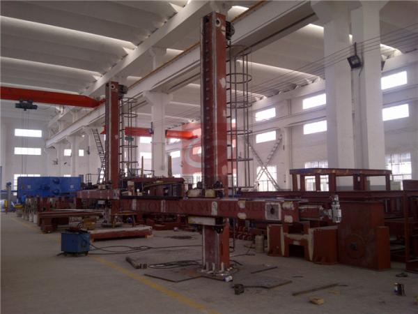 MIG Welding Column And Boom Welding Manipulator 0.36rpm Motorized