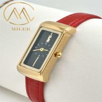 Ceinture en cuir gravée au laser Montre à quartz personnalisé avec boîtier à dos de logo