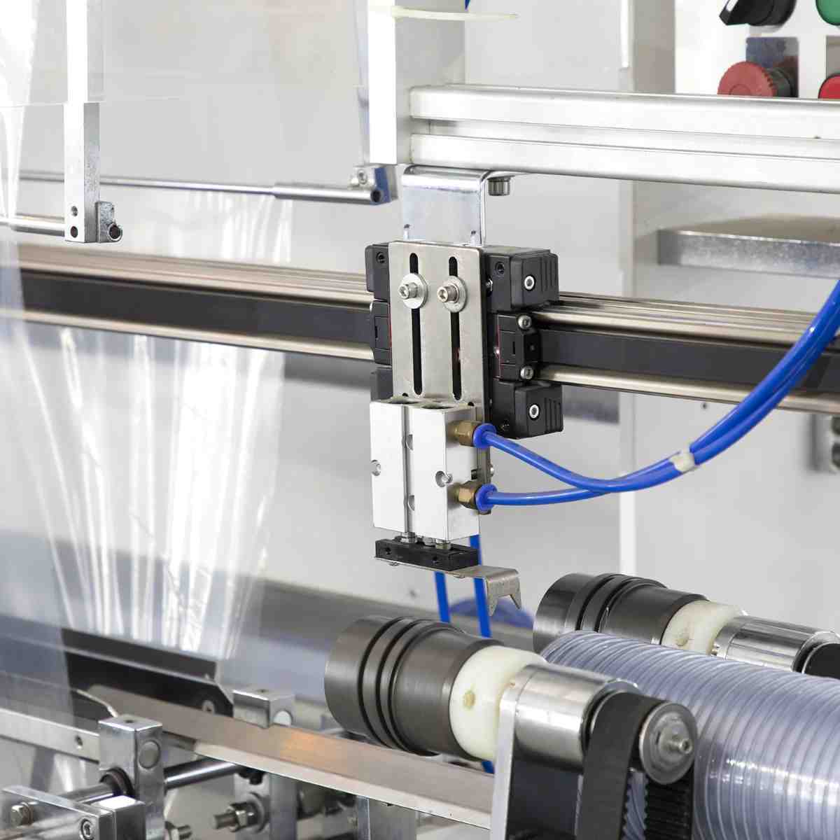 Auto. Plastic Cup Packing Machine DH650